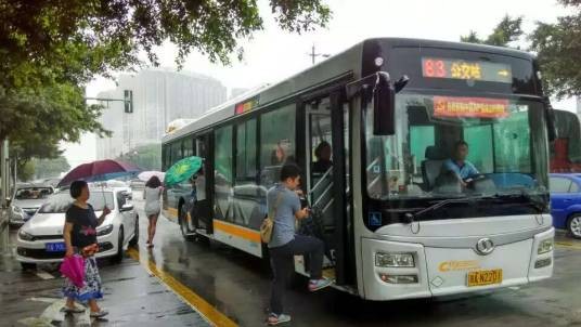 成都公交83路