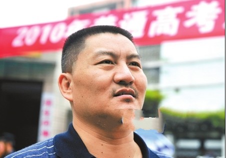 梁实（截至2025年参加29次高考的考生）