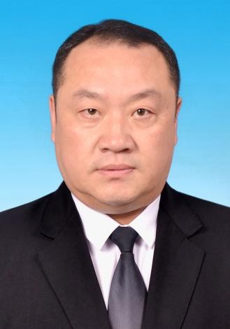 可心（赤峰市林西县人民政府原副县长、县公安局原局长）