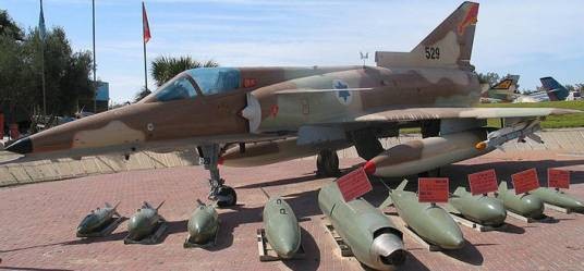 F-21幼狮战斗机