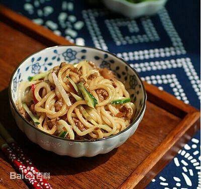 土豆炸酱面