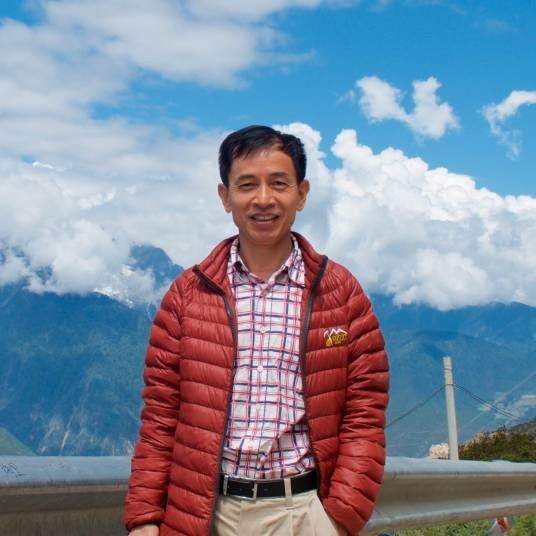 刘正文（中国科学院南京地理与湖泊研究所研究员）
