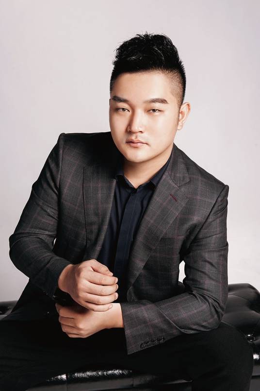 韩小林（中国贝源集团董事长）