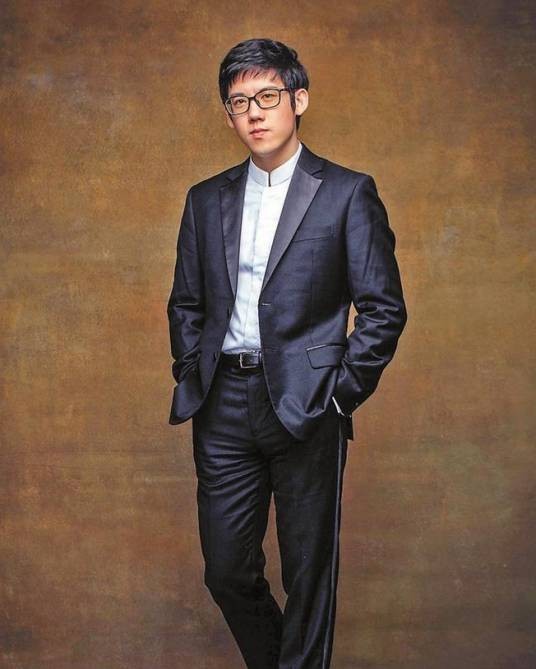 张昊辰