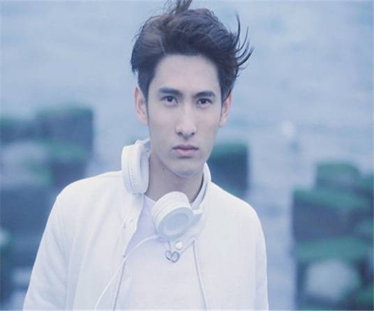 许世昌（中国台湾男作词人）