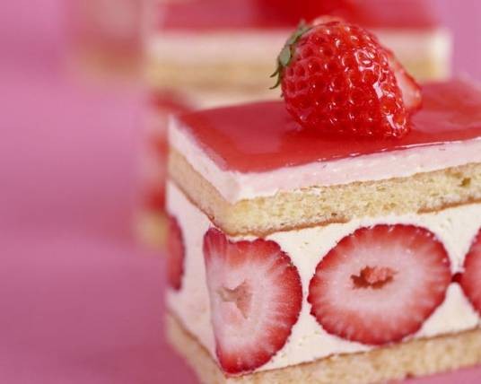 草莓甜品