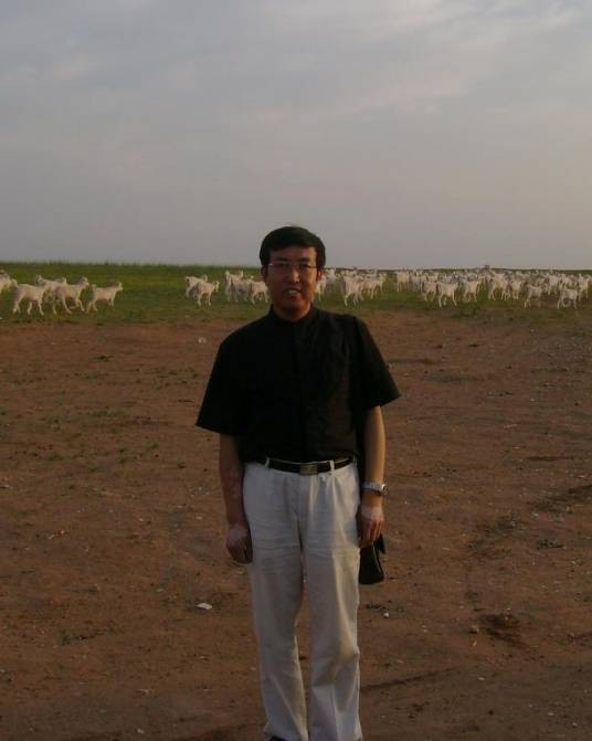 李金泉(原内蒙古农业大学副校长)
