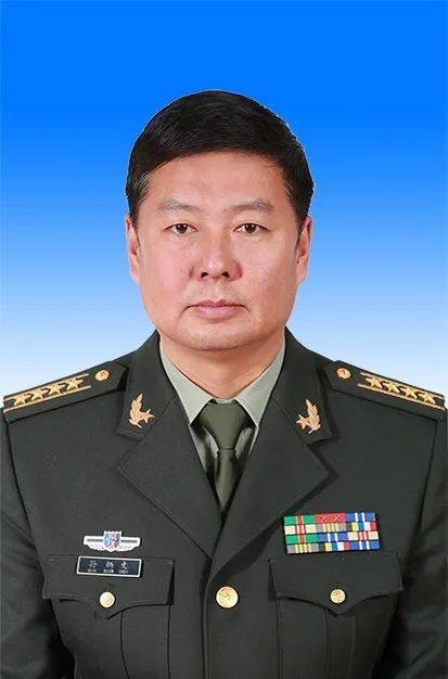 孙炳文（内蒙古鄂尔多斯军分区原政治委员）