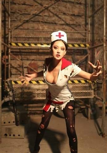 美女僵尸