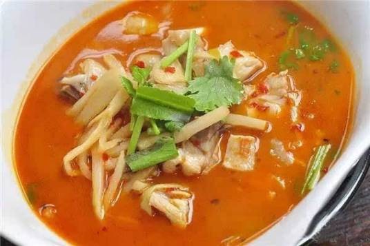 酸笋鸡皮汤