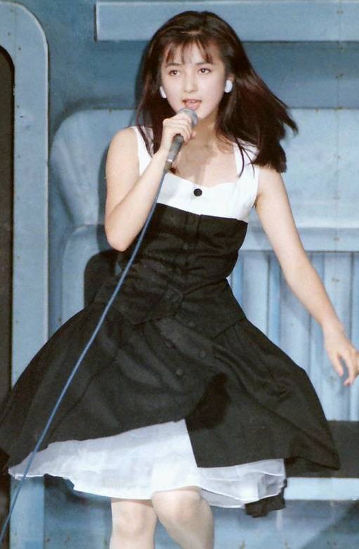 畠田理恵