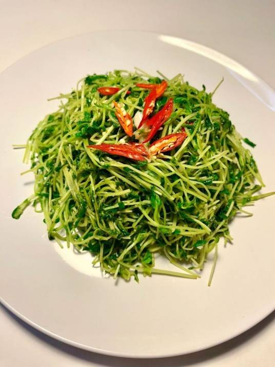 清炒豆苗