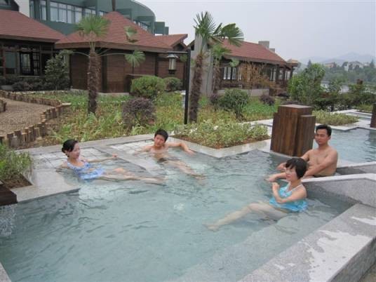 东湖丽岛温泉