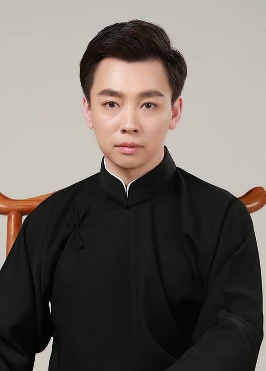 谭正岩