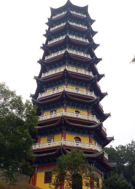 万佛寺（湖北省阳新县万佛寺）