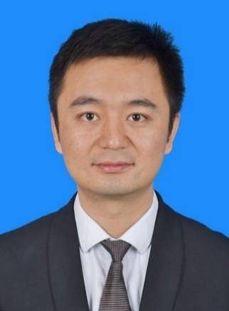 崔海龙(中国工程物理研究院机械制造工艺研究所研究员)