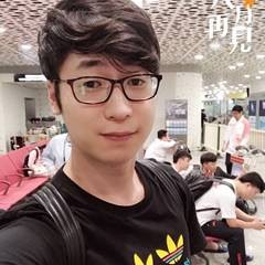 王多多（英雄联盟LPL官方解说）