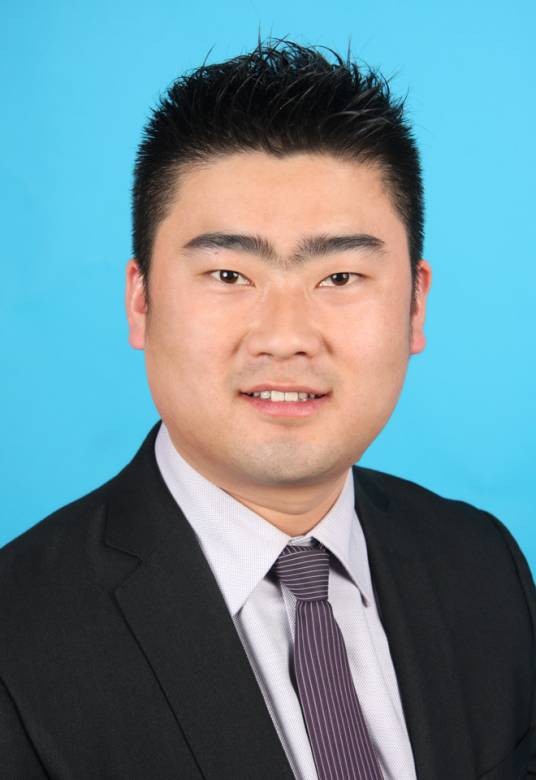 薛雄枫