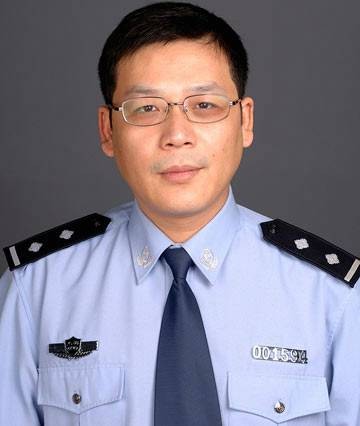 周海峰（上海市公安局经侦总队一支队探长）