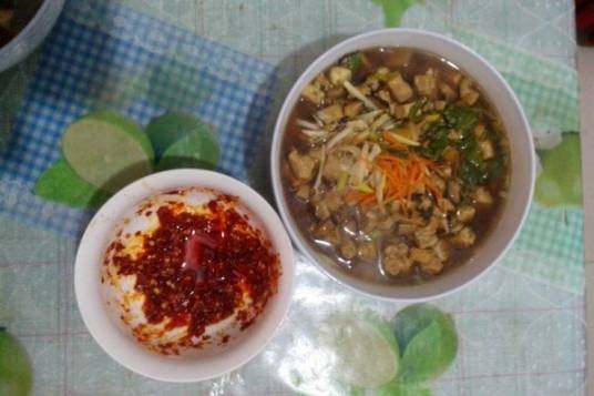 酸汤面