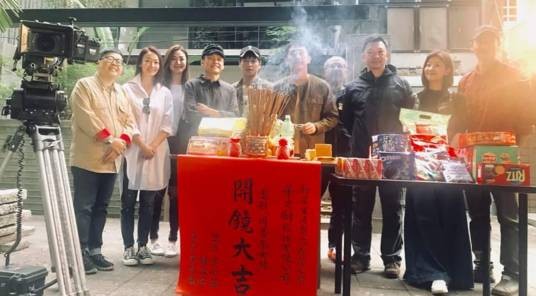 同学麦娜丝