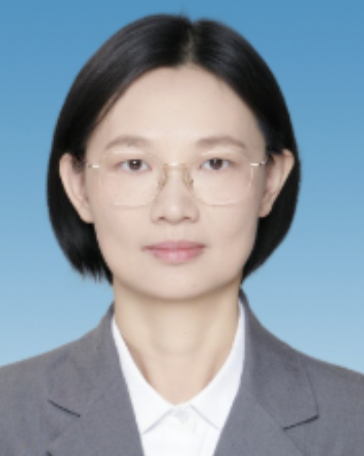 徐薇（广东省佛山市委常委、市政府党组成员、副市长）
