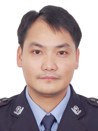 张伟平(广东省惠州市公安局党委委员、政治部主任,三级高级警长)