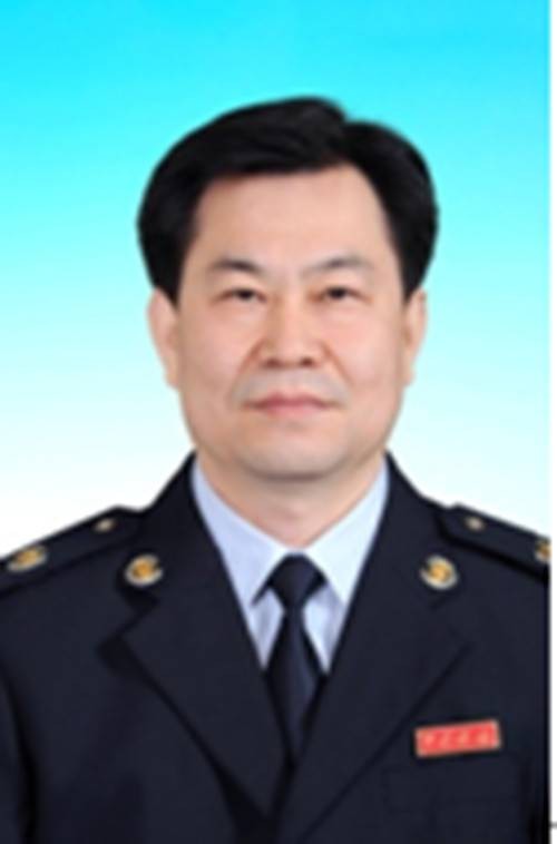 贾玉山（国家税务总局深圳市龙岗区税务局局长）