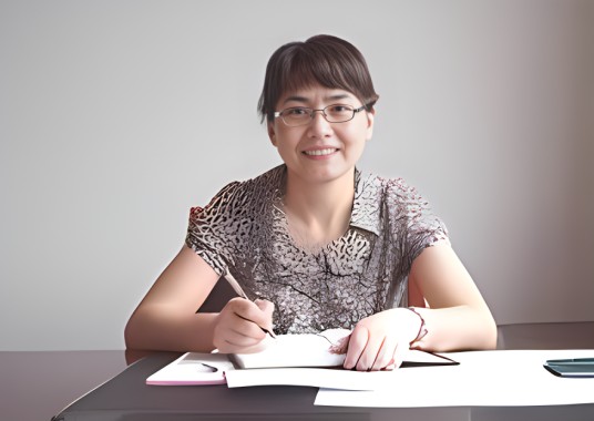 陈秀（中国合肥大学原副校长、教授）