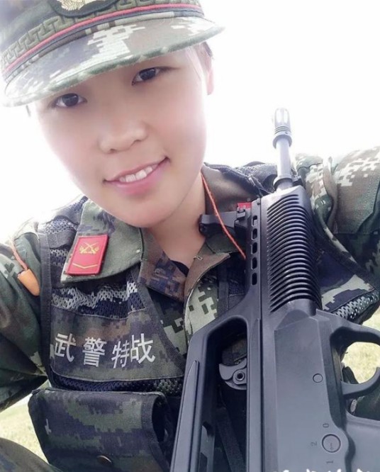 杨蓉蓉（中国江苏省盐城市公安局95后女警）