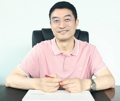 韩青（中国国际税务咨询公司总裁）