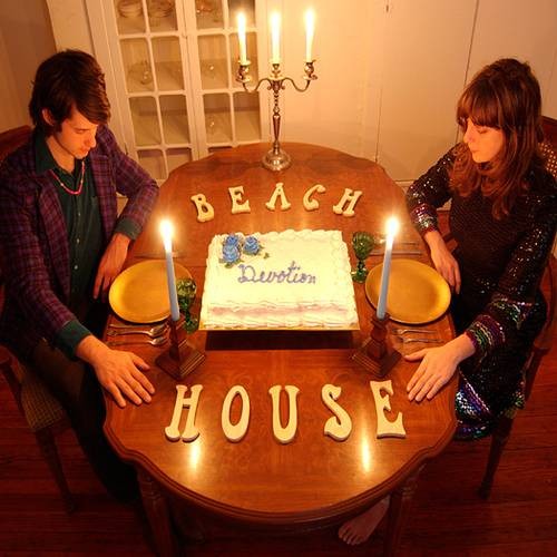 Beach House(Beach House发行专辑)