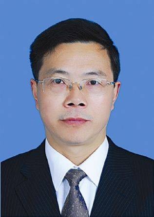 吴大林（重庆市綦江区人大常委会原副主任）