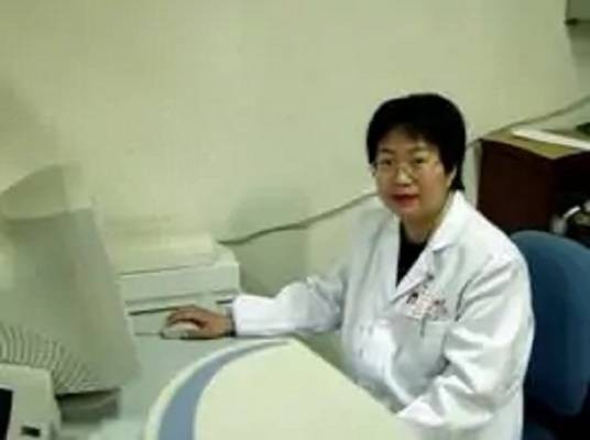 张秀萍（广州医学院附属肿瘤医院放疗科主任）