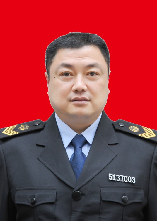 毛晓峰（四川省眉山市仁寿县市场监督管理局党委委员、副局长，一级主办）