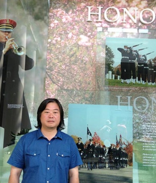 王战（湖南师范大学新闻与传播学院教授）