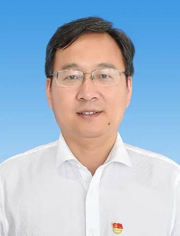 陈庆云（湖南省娄底市人民政府研究室主任）