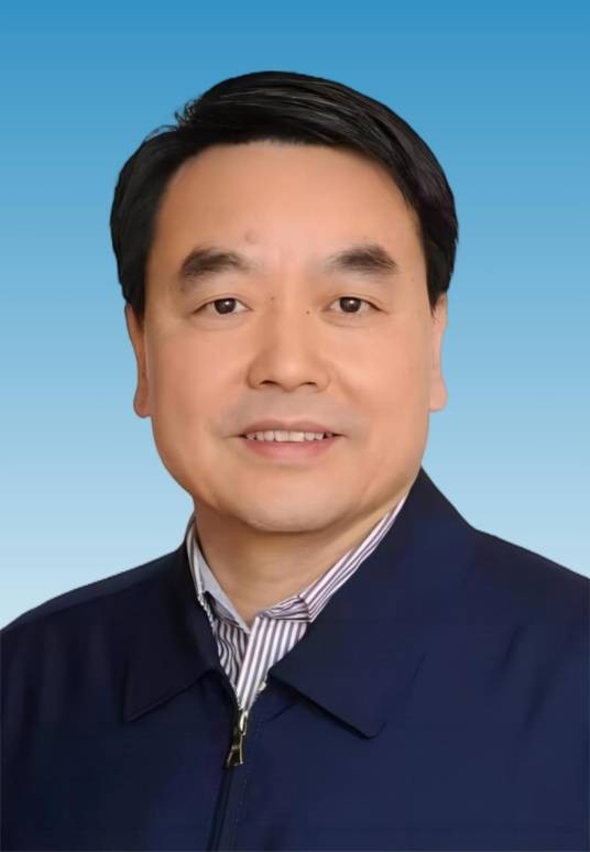 杨琦（江苏省政协港澳台侨和外事委员会分党组书记、主任）