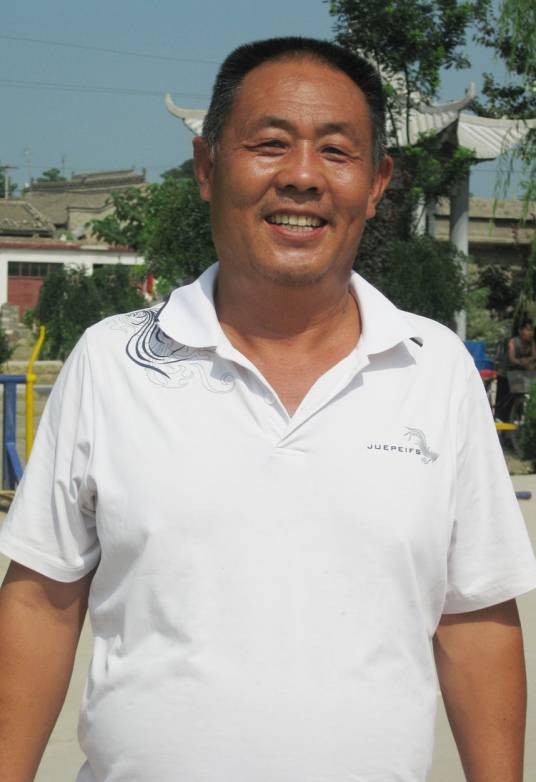赵革（中国杭州求是小学原副校长、革委会主任）