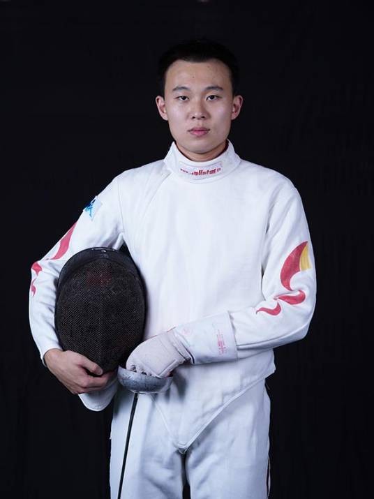王子杰（中国击剑运动员、击剑亚青赛冠军）
