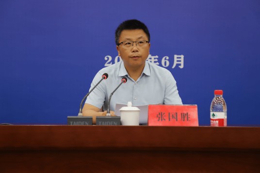 张国胜（盐城市国投集团党委书记、董事长，国能公司董事长，新光集团党委书记、董事长）