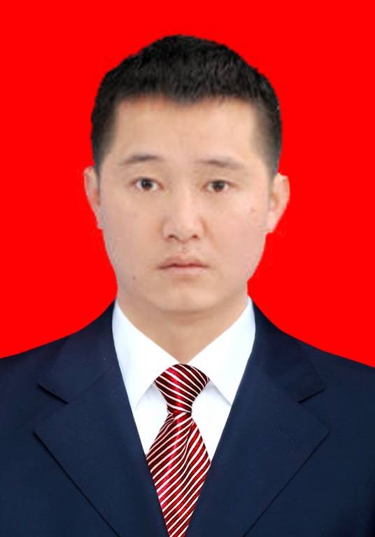 张凯华(台盘乡党委委员、政法委书记、副乡长)