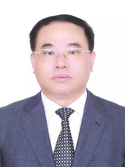汤方栋（辽宁省第十四届人民代表大会农业与农村委员会副主任委员）