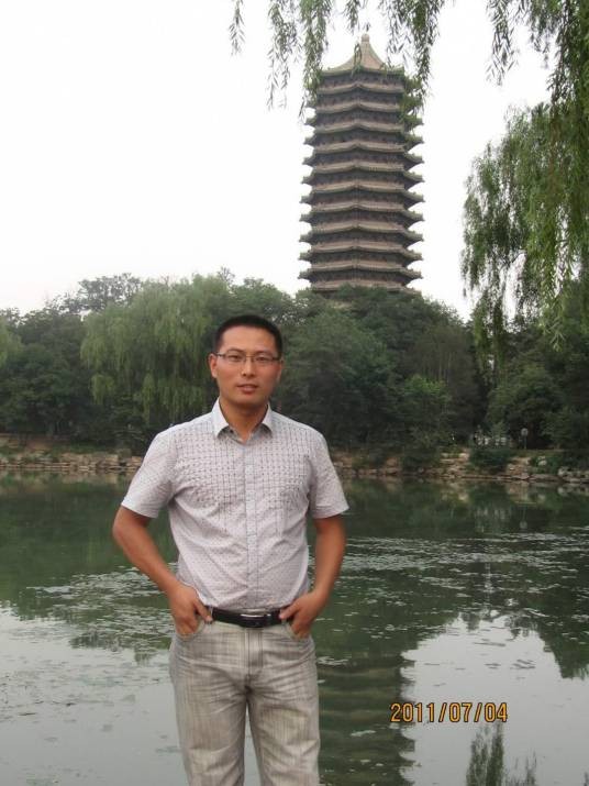 王满银（安徽师范大学副教授）