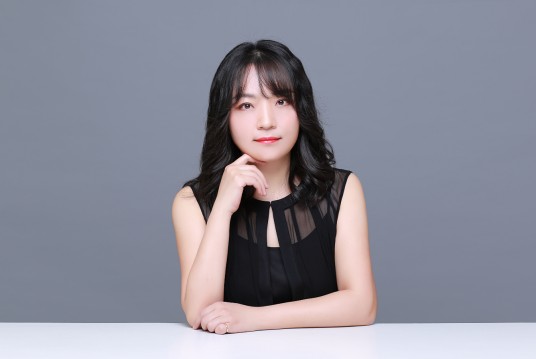 秦文（编剧）