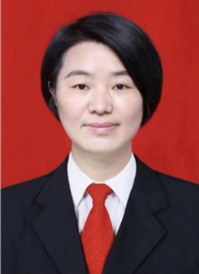 周志红（湖南省怀化市新晃侗族自治县人力资源和社会保障局党组成员、副局长）