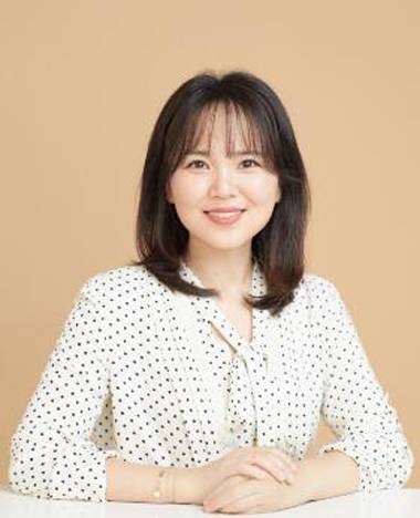 闫岩(中国人民大学新闻学院副书记)