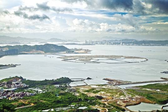 双鱼岛（福建省漳州市的经营性用海项目）