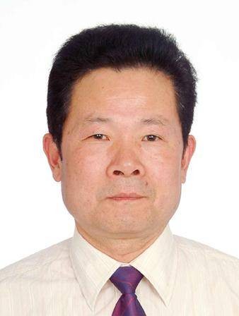 李霖(中国江苏省丹阳高级中学原校长)