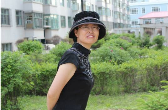 张爱玲（绥化学院文学与传媒学院退休教授、绥化市作家协会副主席）